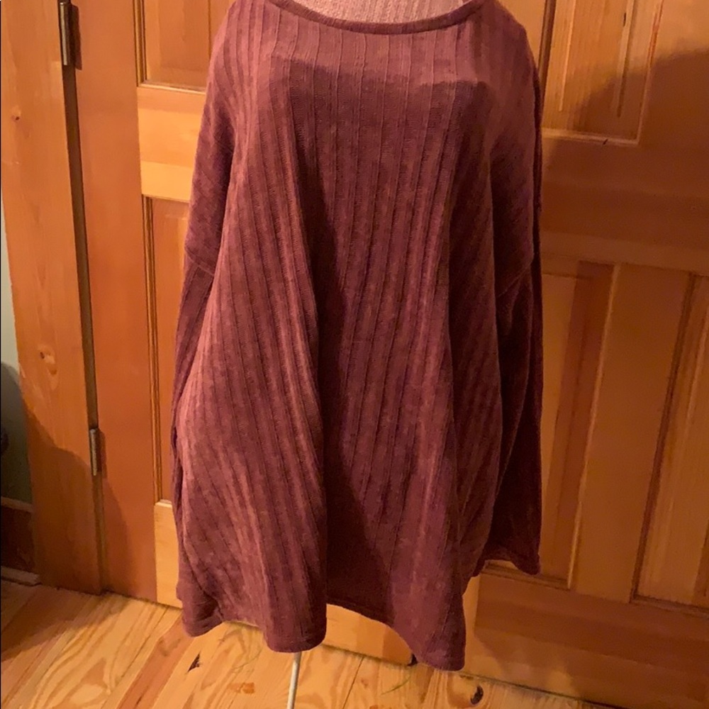 dark pink velvet long sleeve shirt with cut back
